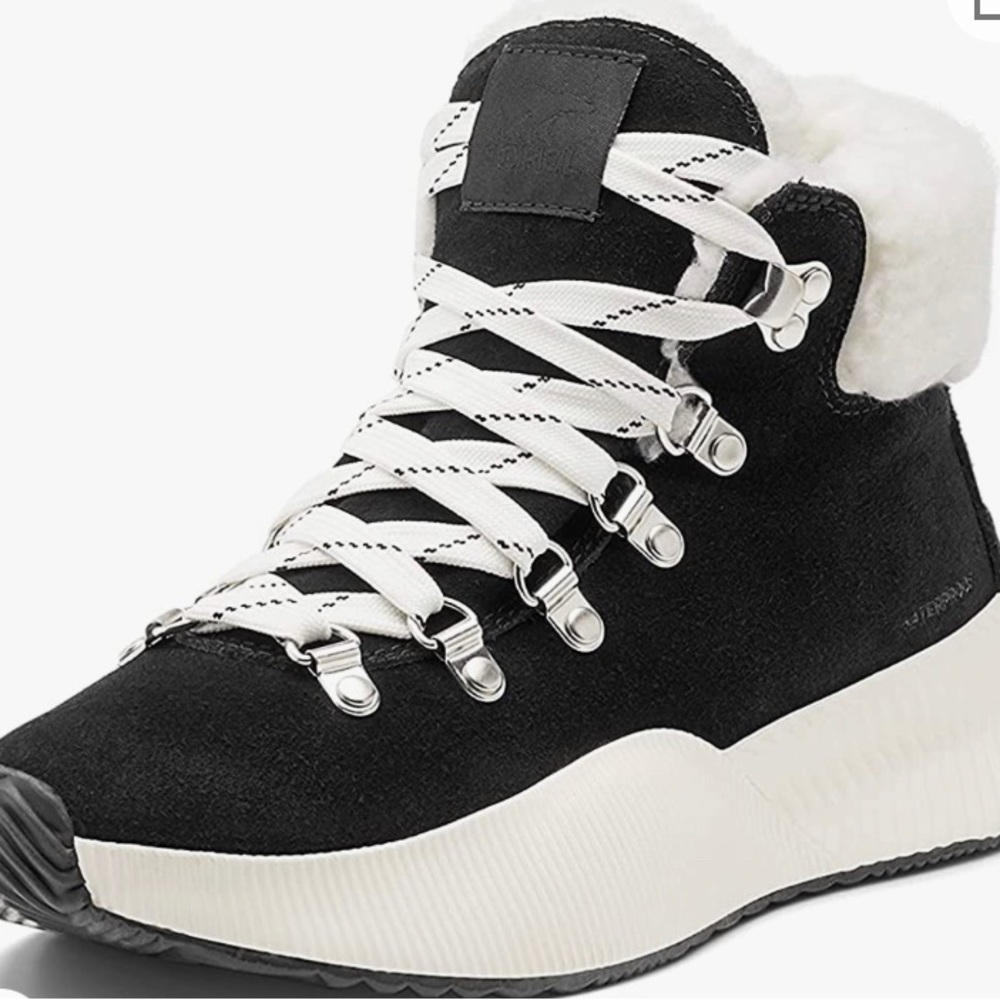Sorel Out N About III Conquest - Women’s boots Size 9.5